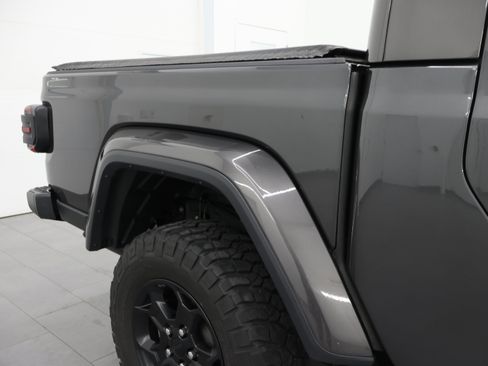 Used 2023 Jeep Gladiator Sport AWD/4WD image 27