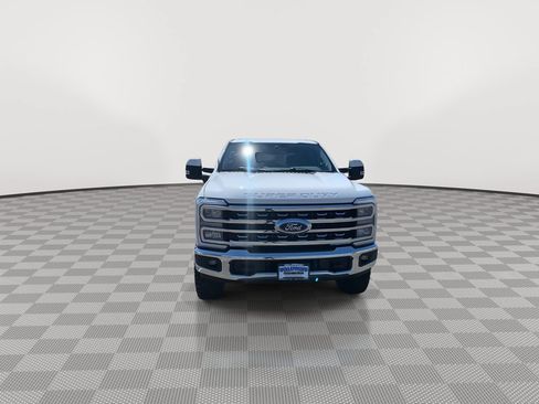 Used 2023 Ford F350 Lariat w/ Tremor Off-Road Package AWD/4WD image 2