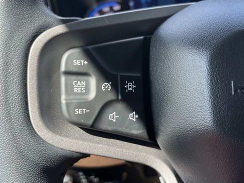 Used 2023 Ford Bronco Outer Banks AWD/4WD image 32