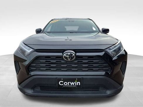 Used 2023 Toyota RAV4 XLE image 4