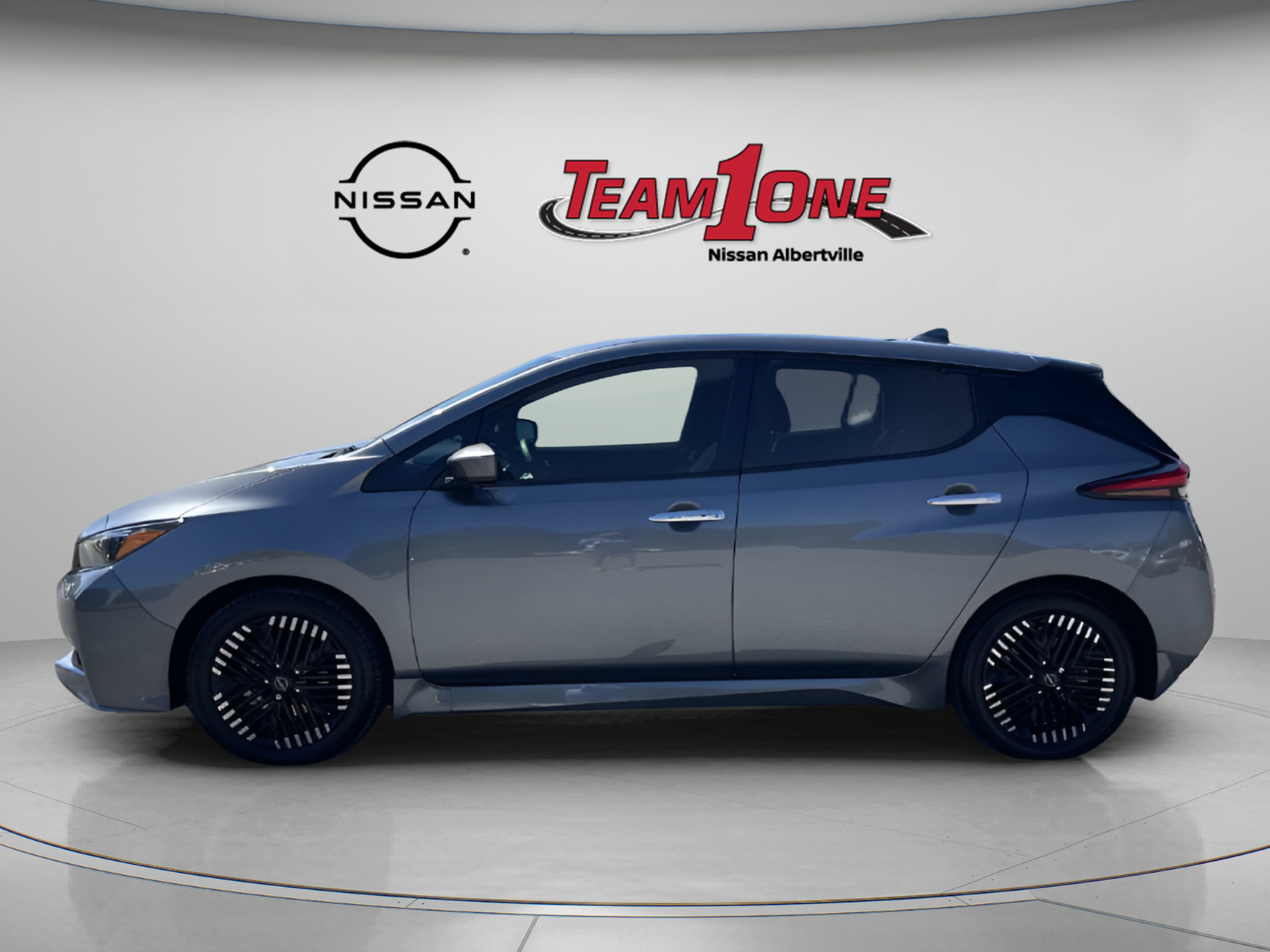 Used 2023 Nissan Leaf SV Plus FWD image 5