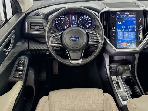 Used 2023 Subaru Ascent Premium w/ Convenience Package image 16