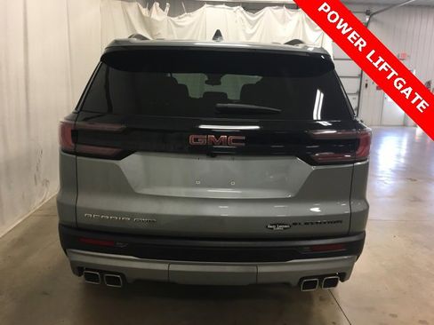 Used 2025 GMC Acadia Elevation image 5