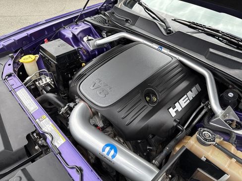 Used 2010 Dodge Challenger R/T RWD image 15