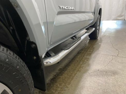 Certified 2020 Toyota Tacoma Limited image 25