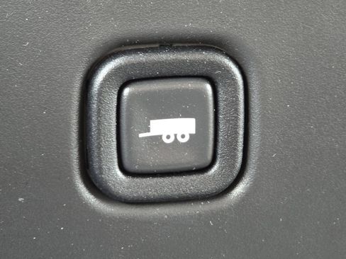New 2025 Chevrolet Express 3500 w/ Power Convenience Package RWD image 6