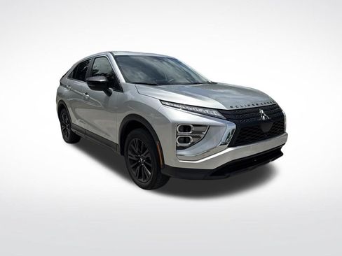Used 2024 Mitsubishi Eclipse Cross LE AWD/4WD image 2