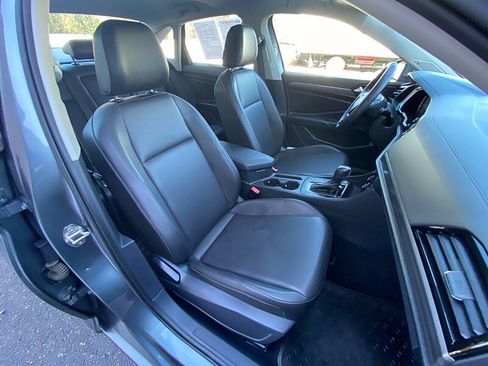 Used 2020 Volkswagen Jetta SEL image 27