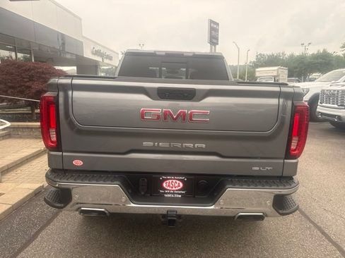 Used 2019 GMC Sierra 1500 SLT w/ SLT Premium Package AWD/4WD image 8