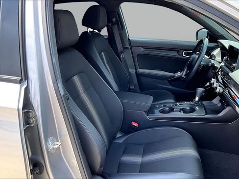 Used 2024 Honda Civic Sport image 9
