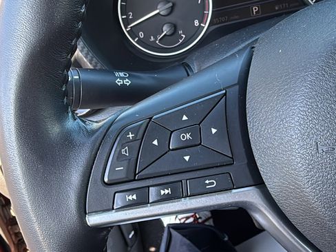 Certified 2021 Nissan Sentra SV image 10