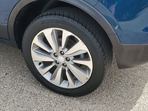 Used 2019 Buick Encore Preferred AWD/4WD image 31
