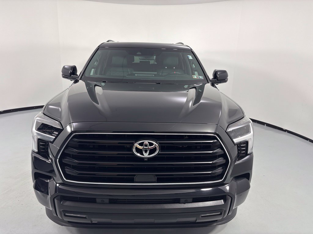 Used 2025 Toyota Sequoia SR5 w/ SR5 Premium Package AWD/4WD image 2