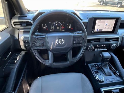 Used 2025 Toyota Tacoma SR5 image 6
