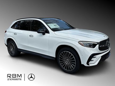 New 2027 Mercedes-Benz GLC 300 image 1