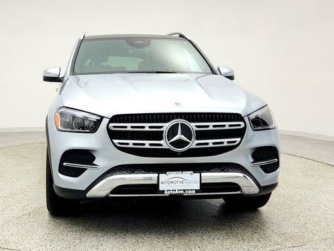 Used 2025 Mercedes-Benz GLE 350 4MATIC w/ Winter Package image 8
