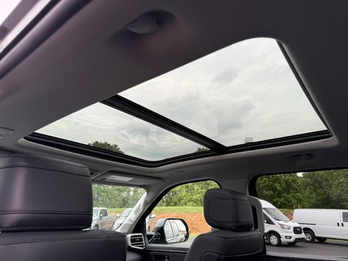 Used 2023 Toyota Tundra Limited w/ TRD Off-Road Package AWD/4WD image 36