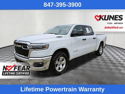 Used 2025 RAM 1500 Big Horn AWD/4WD image 3