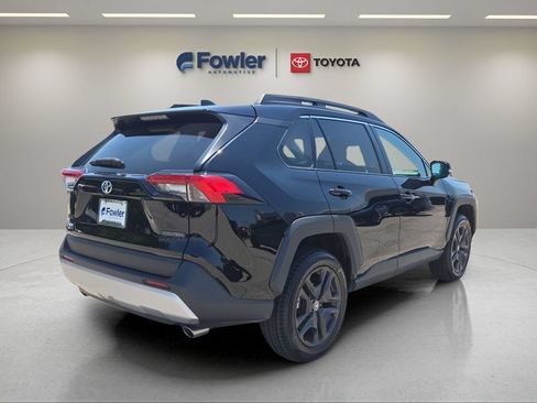 Used 2024 Toyota RAV4 Adventure AWD/4WD image 6