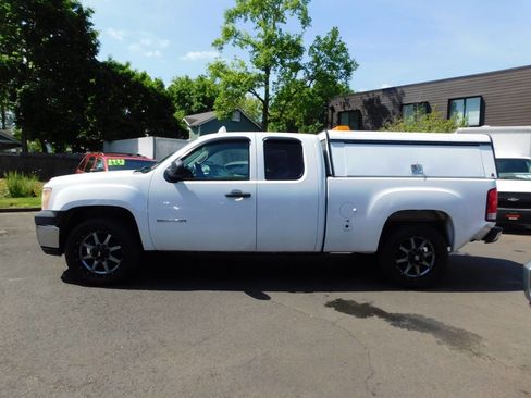 Used 2011 GMC Sierra 1500 W/T AWD/4WD image 19