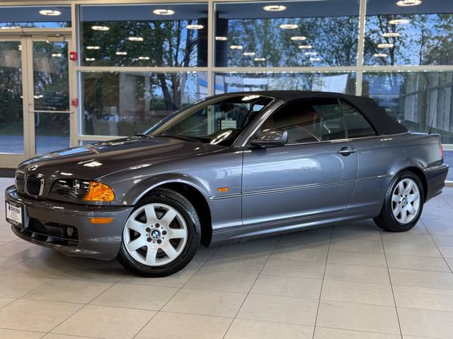 Used 2001 BMW 325Ci Convertible RWD image 2