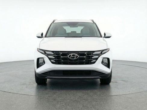Used 2025 Hyundai Tucson SEL image 2