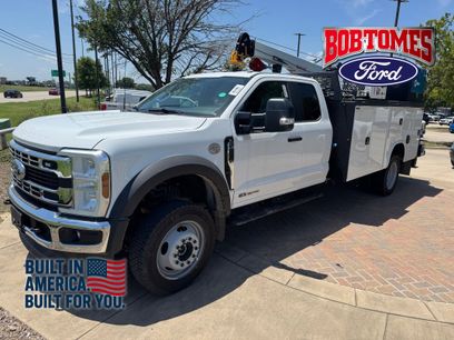 New 2025 Ford F550 4x4 SuperCab Super Duty