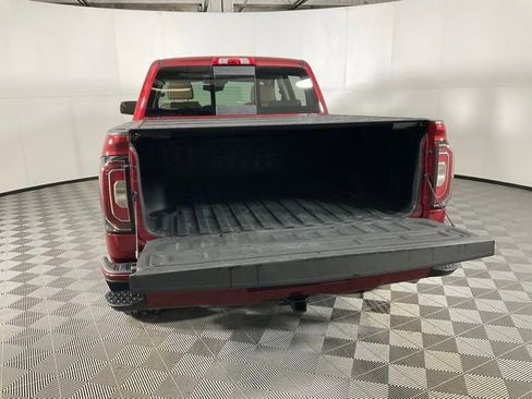Used 2018 GMC Sierra 1500 Denali image 36