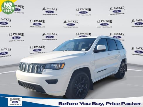 Used 2019 Jeep Grand Cherokee Altitude image 1