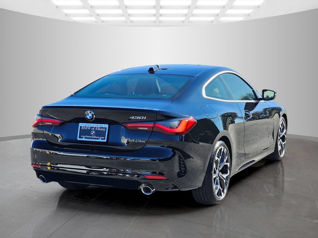 Used 2026 BMW 430i Coupe w/ Convenience Package RWD image 6