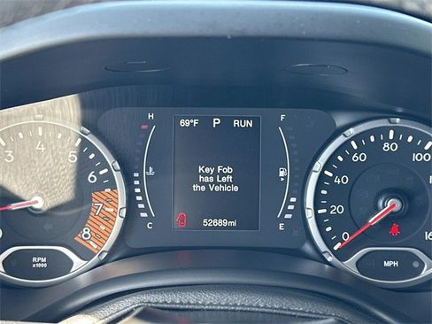 Used 2020 Jeep Renegade Latitude image 11