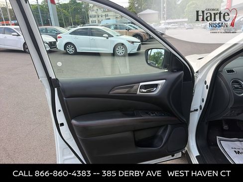 Used 2019 Nissan Pathfinder SV w/ Rock Creek Edition AWD/4WD image 8