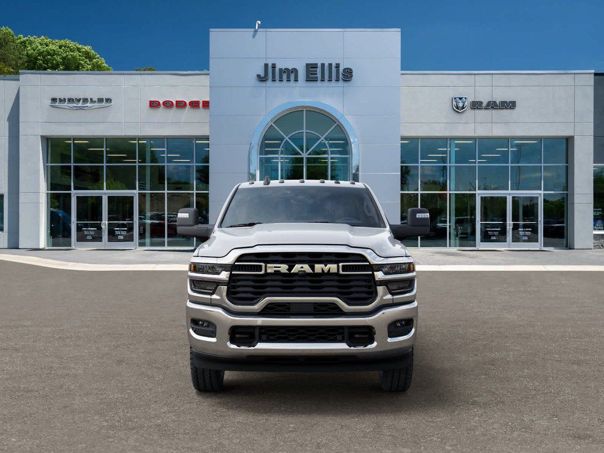 New 2025 RAM 2500 Tradesman AWD/4WD image 8