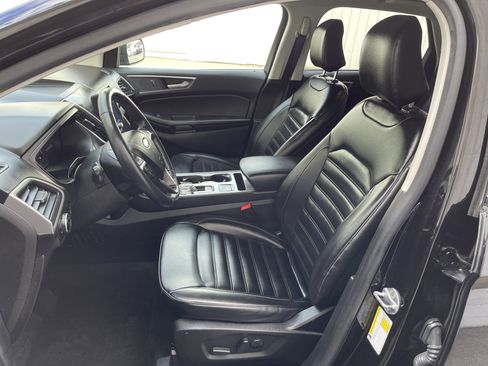 Used 2024 Ford Edge SEL w/ Convenience Package image 11