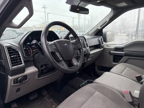 Used 2016 Ford F150 XLT w/ Equipment Group 302A Luxury image 11