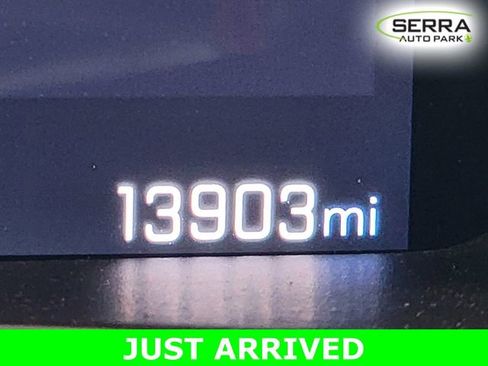 Certified 2024 Chevrolet Colorado Z71 w/ Z71 Convenience Package 2 image 30