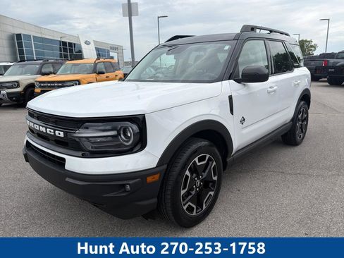 Certified 2022 Ford Bronco Sport Outer Banks AWD/4WD image 1