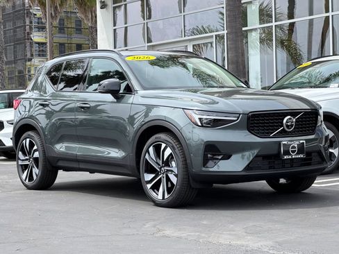 New 2026 Volvo XC40 B5 Ultra w/ Climate Package AWD/4WD image 7