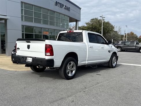 Used 2019 RAM 1500 Big Horn image 8