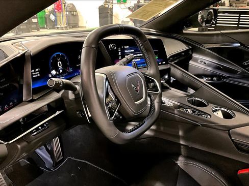 Used 2026 Chevrolet Corvette Stingray Premium Conv w/ Z51 Performance Package image 18