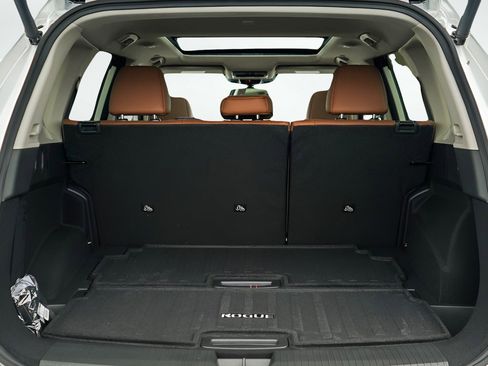 New 2026 Nissan Rogue Platinum w/ Platinum Premium Package image 8