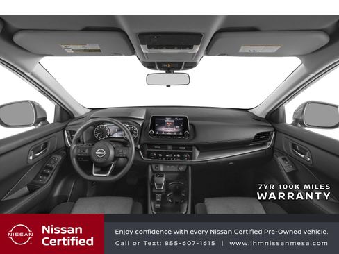 Certified 2025 Nissan Rogue SV FWD image 5