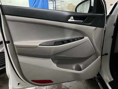 Used 2019 Hyundai Tucson SEL image 12