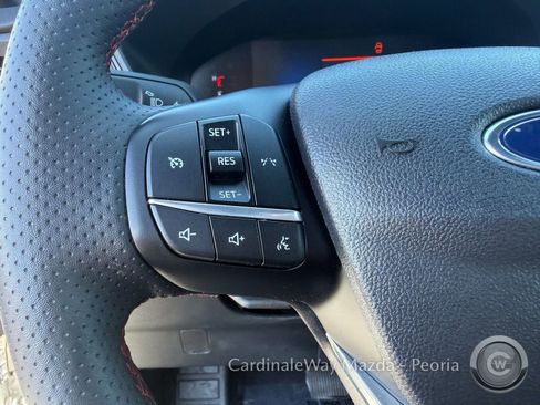 Used 2025 Ford Escape ST-Line Select image 17