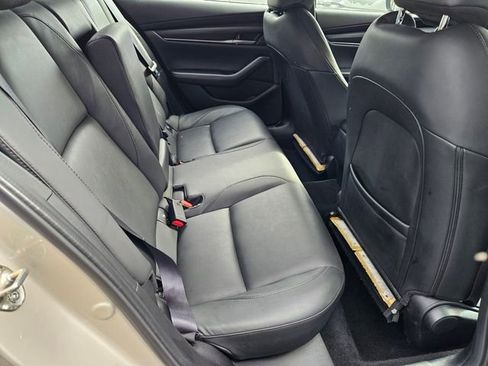 Used 2024 MAZDA MAZDA3 s image 8