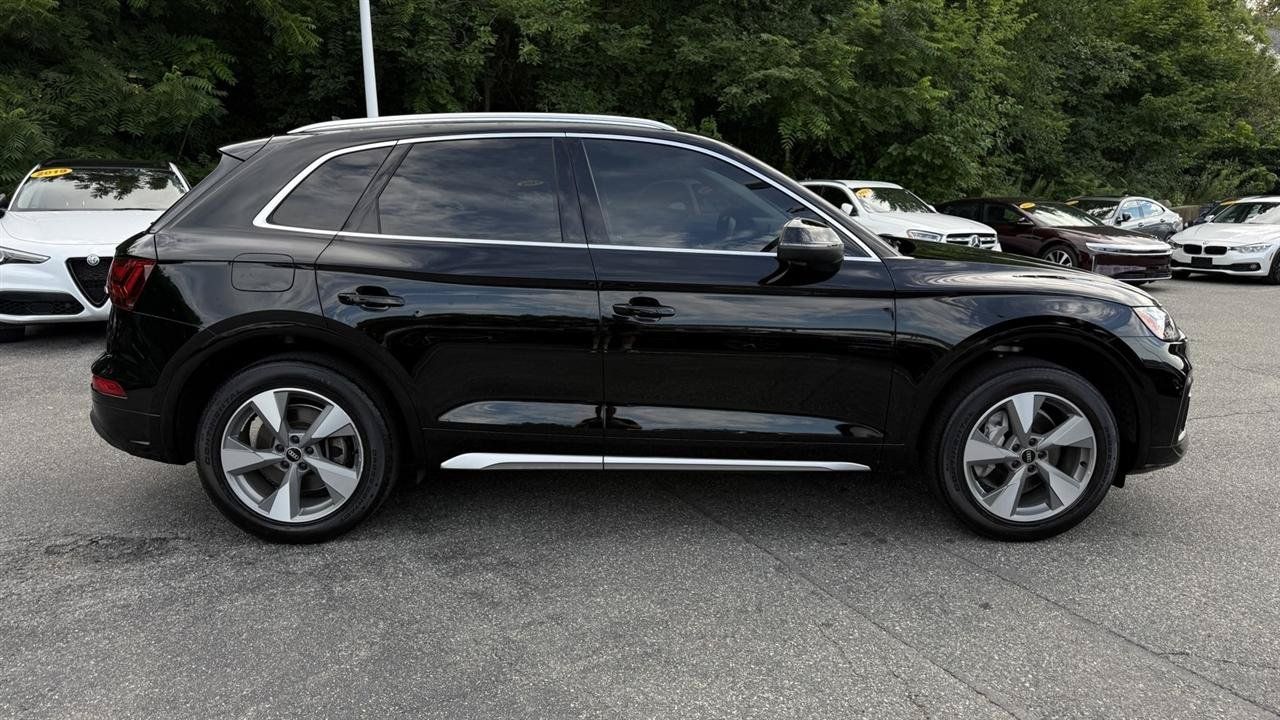 Used 2023 Audi Q5 2.0T Premium w/ Convenience Package AWD/4WD image 13