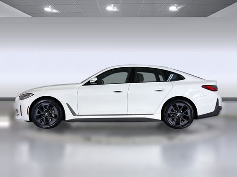 Certified 2023 BMW i4 eDrive40 w/ Premium Package RWD image 2