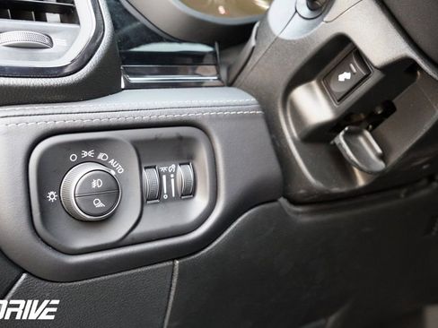 Used 2026 RAM 3500 Limited image 24