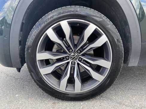 Used 2021 Volkswagen Atlas SEL Premium AWD/4WD image 17