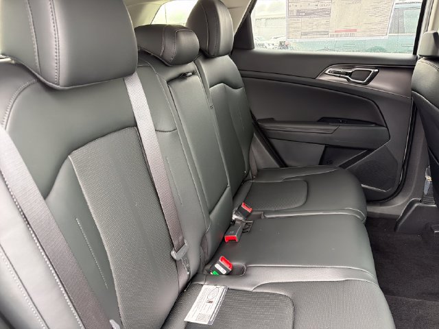 New 2027 Kia Sportage SX FWD image 24